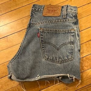 Levi 550 shorts